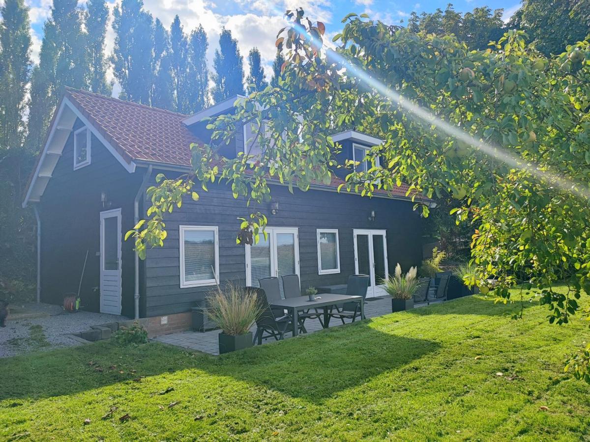 My Lodge Dinteloord Eksteriør billede